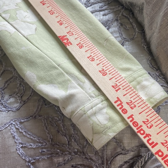 Jones Wear Sport Floral Denim Cropped Green White Jacket Women's Sz M - Picture 5 of 6